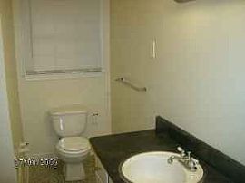 3 Bedroom Home Near I-75 Mnt Zion Blvd in Morrow, GA (Photo 2 of 4)