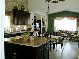 Beautiful Spacious 3.000+sq.ft. Home in Upscale Comm. in Las Vegas, NV (Photo 2 of 4)