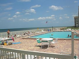 1st Floor Oceanview 2/2 Just steps to Pool & Beach! in New Smyrna Beach, FL