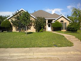   Nice House Near Cedar Hill Schools in Cedar Hill, TX