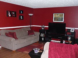 4br-Single Family home in quiet neighborhood in Mount Airy, MD (Photo 4 of 4)