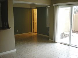 ULTRA CLEAN Condo for rent - 1/2 off first months rent in Phoenix, AZ (Photo 5 of 6)