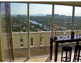 Amazing Views Waterfront Penthouse in North Miami Beach, FL (Photo 4 of 6)
