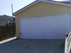 New Duplex 3 Bedroom For Rent in Los Angeles, CA (Photo 2 of 6)