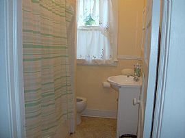 3BR House for Rent in Baltimore in Baltimore, MD (Photo 3 of 4)
