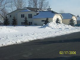 Wonderfull 7 Bedroom 3 Bath Home in Next to City Park in Saint Bonifacius, MN (Photo 2 of 5)
