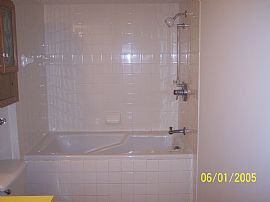 Wonderfull 7 Bedroom 3 Bath Home in Next to City Park in Saint Bonifacius, MN (Photo 4 of 5)