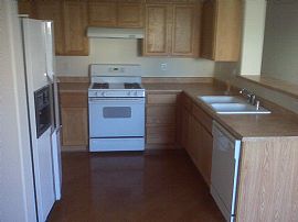 3 Bedroom Home For Rent in Las Vegas, NV (Photo 2 of 5)