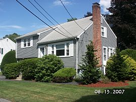 Single Family Home, landscaped yard, near Lexington in North Waltham, MA