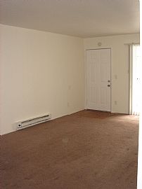 Nice Quite Neighborhood in West Oakland  in Oakland, CA (Photo 3 of 3)