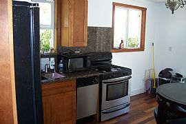 3 bedroom home  in Vallejo, CA (Photo 3 of 6)