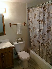 Lovely 3BD/3BA Downtown House--Renovated! in Colorado Springs, CO (Photo 2 of 5)