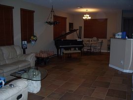 3 bedroom, 2.5 bath, 1-car garage - 2 miles from Singer Island in Riviera Beach, FL (Photo 2 of 2)