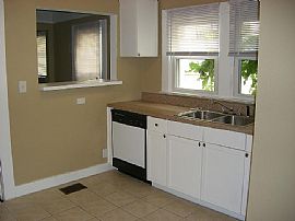 3br/1ba House Atlanta, Ga in Atlanta, GA (Photo 4 of 5)