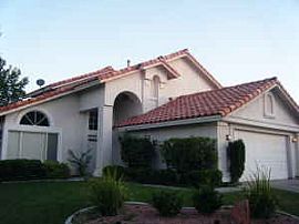  HUGE HOUSE CLOSE TO AIRFORCE BASE, HIGHWAYS, SCHOOLS, ETC... in North Las Vegas, NV