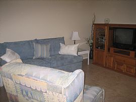 Remodeled must see 2/2 Condo near causeway in South Daytona, FL (Photo 1 of 5)