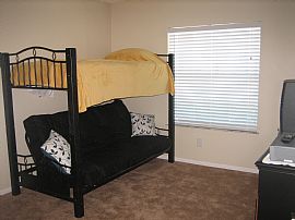 Remodeled must see 2/2 Condo near causeway in South Daytona, FL (Photo 4 of 5)