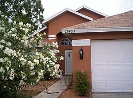 Charming 4/2/2 house for rent! in New Port Richey, FL