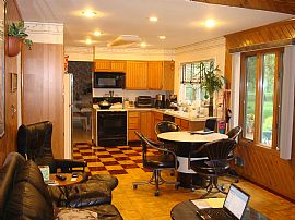 3 bedroom home Marlboro New Jersey in Morganville, NJ (Photo 5 of 6)