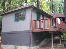 One bedroom one bath cottage among the Redwoods in Monte Rio, CA
