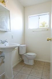 COLLEGE COURT*(2)FREE MONTHS*702-488-2733(24 hour)*$99TO MOVE  in Las Vegas, NV (Photo 5 of 6)
