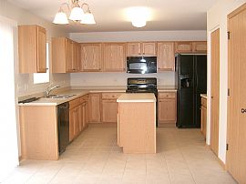 Large 2-story home with 4 bedrooms 2 1/2 Baths in Hampshire, IL (Photo 4 of 6)