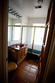 Private and Spacious Single Family Home, 8 mi from DC available in Falls Church, VA (Photo 3 of 6)