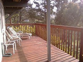Furn.,Sunny, Spacious, Fireplace, Views, Private Floor of House in Mill Valley, CA (Photo 3 of 12)