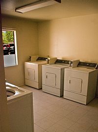 Adorable Studio near CSUN in Northridge, CA (Photo 5 of 6)