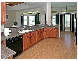 3 BEDROOM HOME WITH GREAT AMENITIES in Mount Dora, FL (Photo 3 of 6)