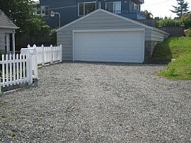Beautiful/Spacious West Seattle home  in Seattle, WA (Photo 4 of 6)
