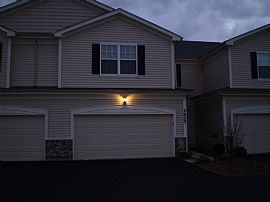 New 3br Townhome with basement option to buy in McHenry, IL (Photo 3 of 5)