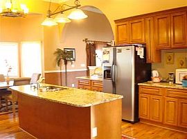 Beautifull 1 1/5 story home, minuts away From Man o War in Nicholasville, KY (Photo 4 of 4)