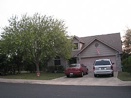 Available Now 3/2.5/2 near Lackland, SeaWorld, Ingram Mall in San Antonio, TX (Photo 4 of 5)