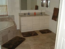 Large 4 Bedroom Center Hall Colonial in Kerhonkson, NY (Photo 5 of 6)