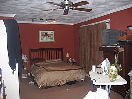 Beautiful and Large Two (2) BR Apartment In East Side in Providence, RI (Photo 1 of 6)