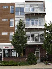2b/2ba condo near train/xway in Oak Park, IL