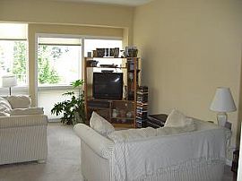 2b/2ba condo near train/xway in Oak Park, IL (Photo 3 of 6)