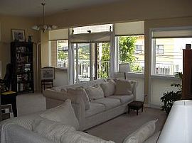 2b/2ba condo near train/xway in Oak Park, IL (Photo 4 of 6)