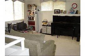 Beautiful 3 Bedroom Townhome - Quiet! in Diamond Bar, CA (Photo 4 of 6)