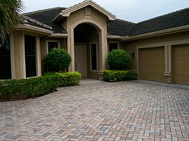 5 Bedroom and 3.5 Bath at Lake Worth in Palm Beach, FL (Photo 2 of 6)