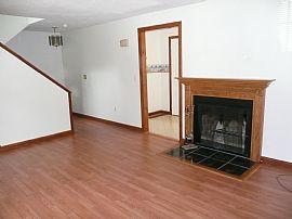 Grafton Hill Home in Worcester, MA (Photo 2 of 5)