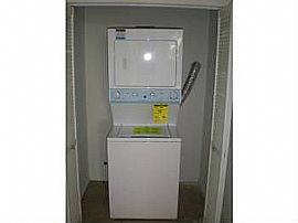 Lovely Urban Style Apartments - Berendo Terrace Luxury Living in West Los Angeles, CA (Photo 5 of 5)