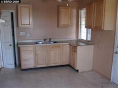 3 Bedroom House with a Party Deck and a Large Driveway in Richmond, CA (Photo 2 of 2)