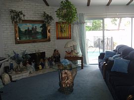 Perfect Family Home with Pool in Reseda, CA (Photo 2 of 6)
