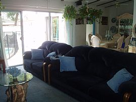 Perfect Family Home with Pool in Reseda, CA (Photo 3 of 6)