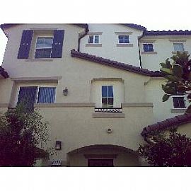 Beautiful Townhome in Mira Loma in Mira Loma, CA