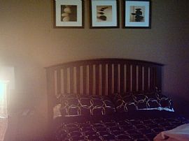 Great 2 Bedroom/ 2 Bath Condo in Bridgeport, CT (Photo 2 of 5)