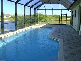 Furnished 3 bedroom 2 bath $750/ week Waterfront Vacation Villa in Cape Coral, FL (Photo 5 of 6)