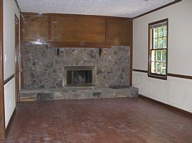 Single Home - 3 Bed , 2.5 Bath  in Lawrenceville, GA (Photo 4 of 6)